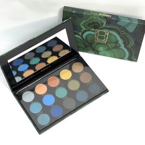 HIPDOT Cenote Pressed Eyeshadow Palette Blue Shades